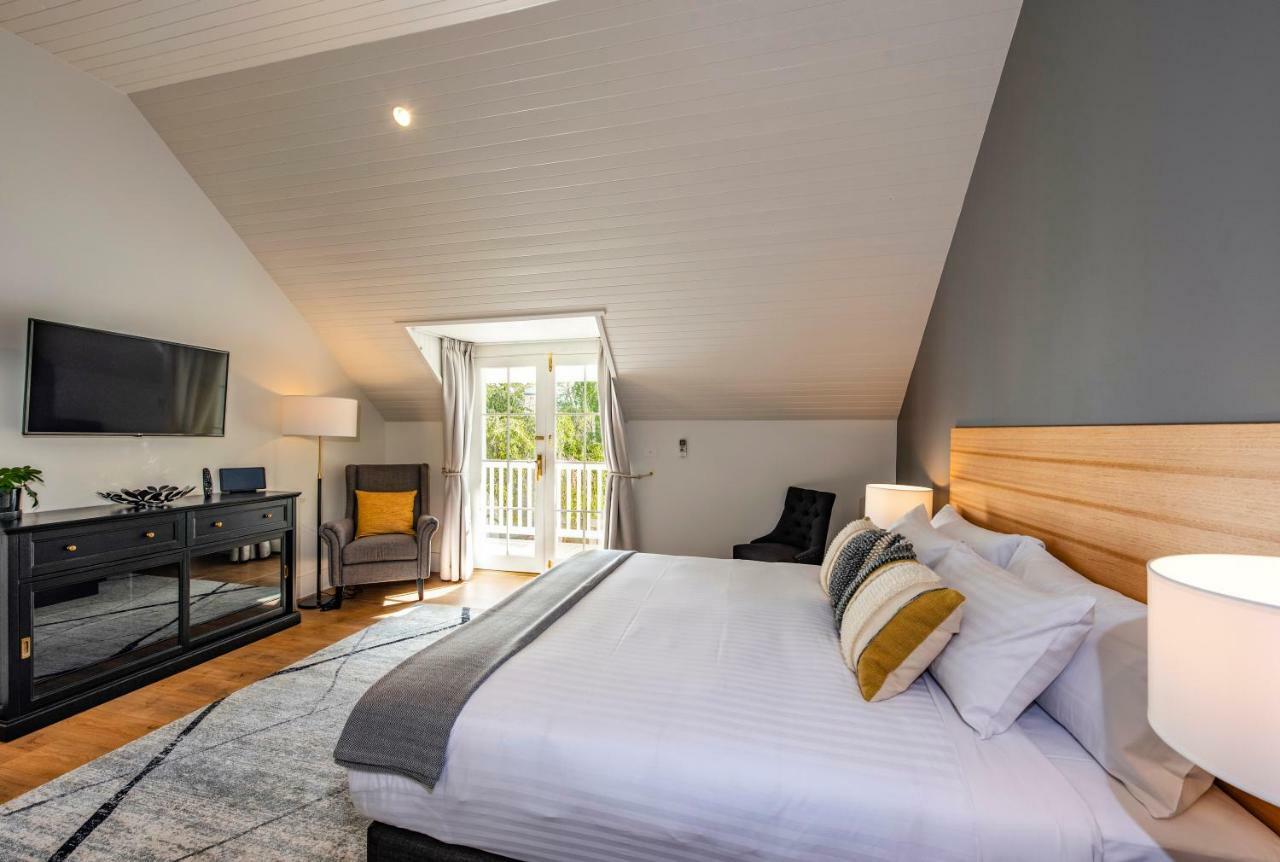 Prospect & Restaurant Hotel 4*